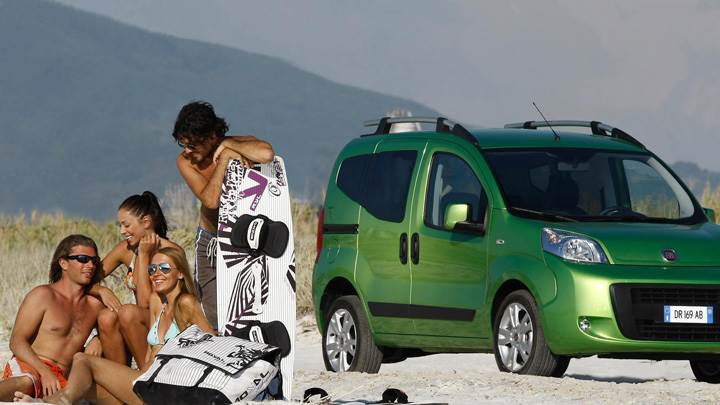 Fiat Fiorino Qubo – Enjoying Near Beach